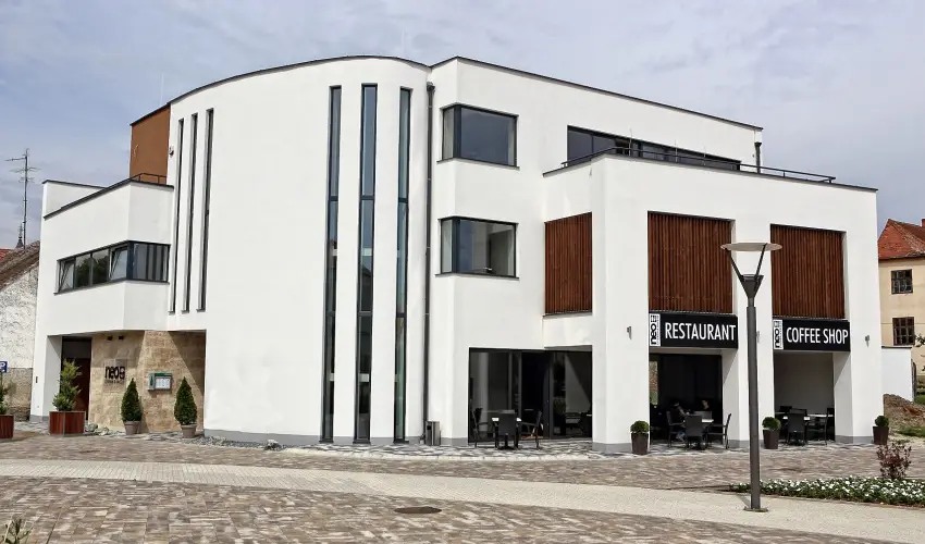 Hotel Viktria Srvr - Mjus 1.