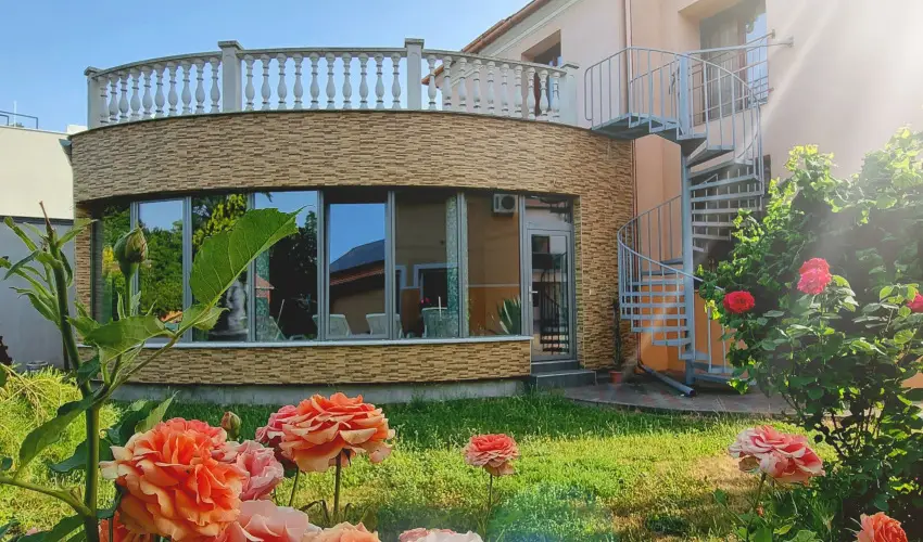 Hotel Viktria Srvr - Mjus 1.