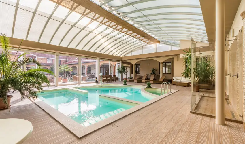 Hotel Vinum Wellness s Konferencia Hotel Kiskrs - Mjus 1.