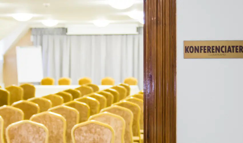 Hotel Vinum Wellness s Konferencia Hotel Kiskrs - Mjus 1.