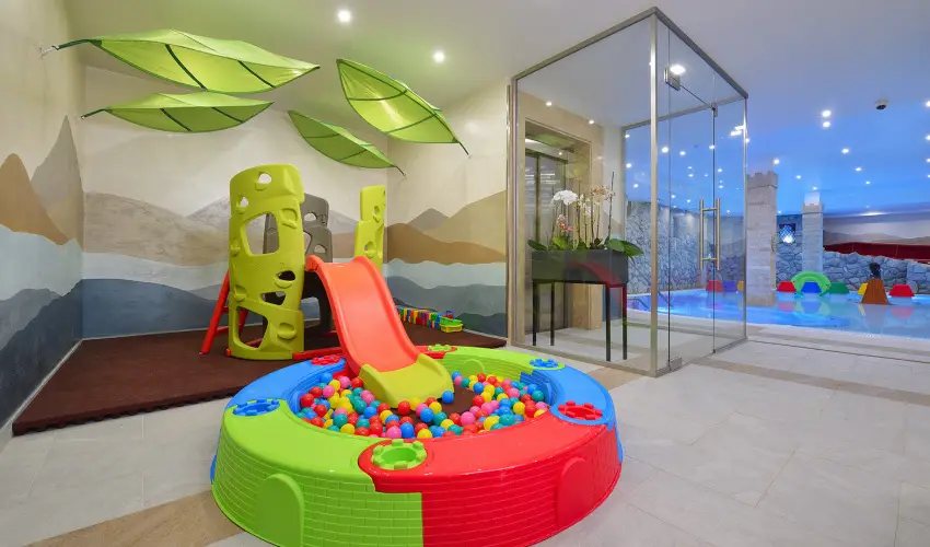 Hotel Visegrd Visegrd - Mjus 1. 