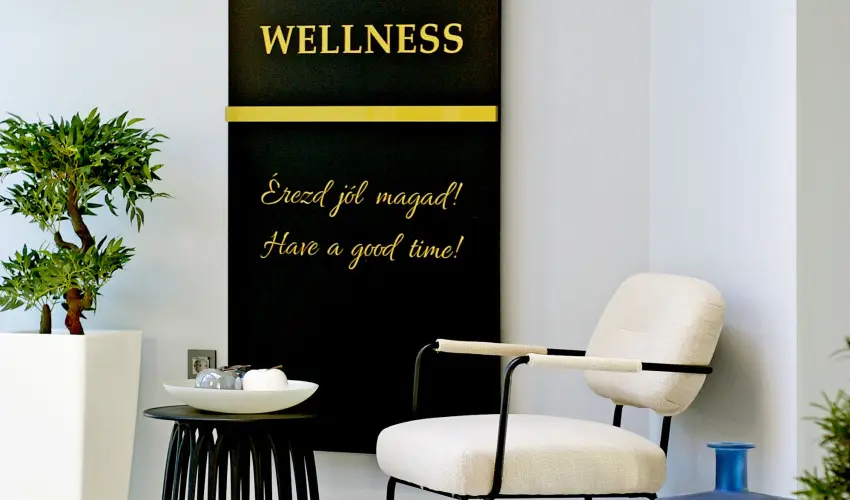 Hotel Xavin Hark�ny - M�jus 1.