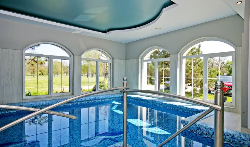 Hotel Xavin Hark�ny - M�jus 1.