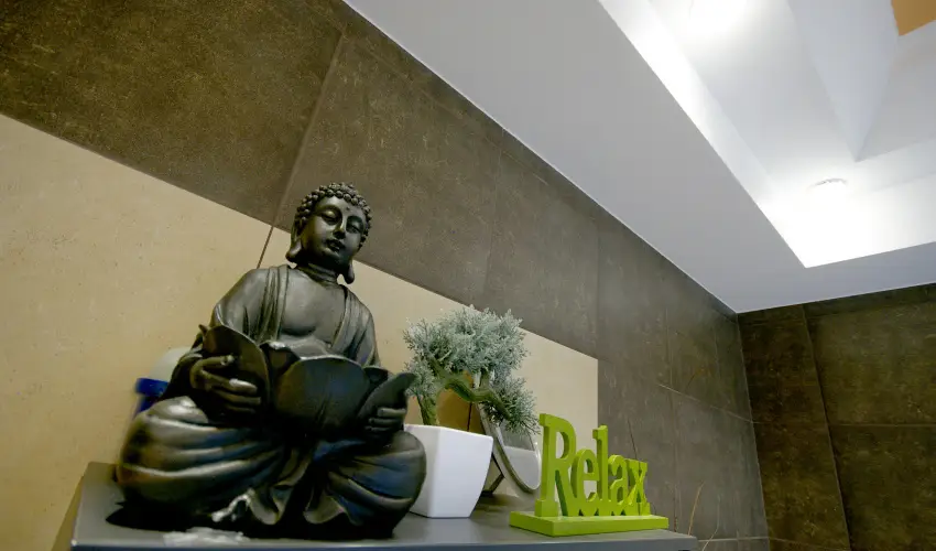 Hotel Xavin Hark�ny - M�jus 1.