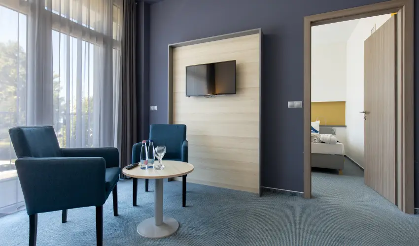 Hotel Yacht Wellness & Business Siófok - Május 1.
