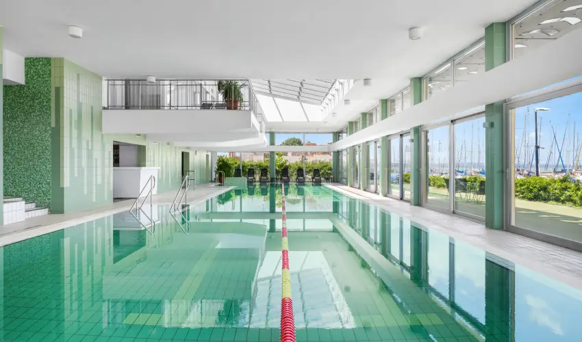 Hotel Yacht Wellness & Business Si�fok - M�jus 1.