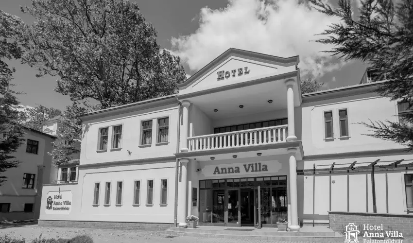 Hotel Anna Villa Balatonf�ldv�r - M�jus 1.