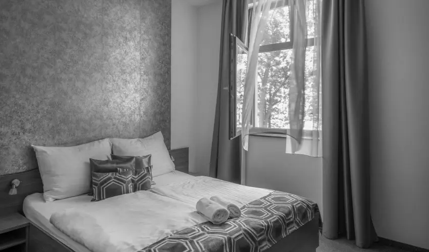 Hotel Anna Villa Balatonf�ldv�r - M�jus 1.