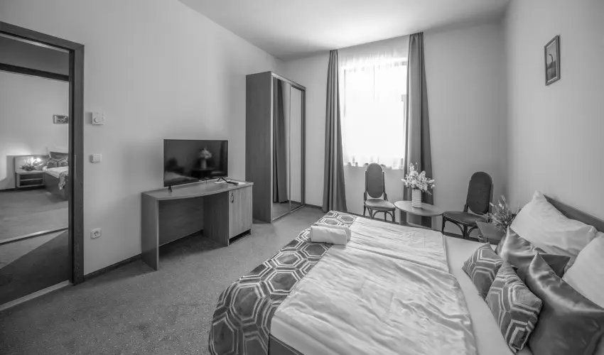 Hotel Anna Villa Balatonf�ldv�r - M�jus 1.