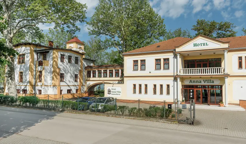 Hotel Anna Villa Balatonföldvár - Május 1.