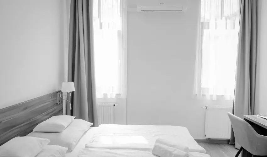 Hotel Anna Villa Balatonf�ldv�r - M�jus 1.