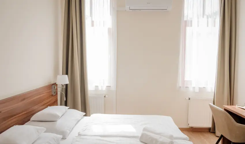 Hotel Anna Villa Balatonföldvár - Május 1.