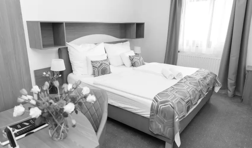 Hotel Anna Villa Balatonf�ldv�r - M�jus 1.