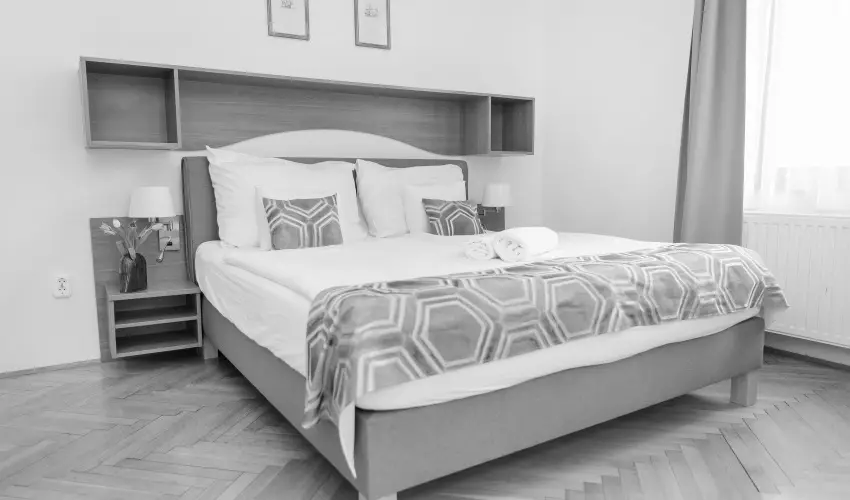 Hotel Anna Villa Balatonf�ldv�r - M�jus 1.