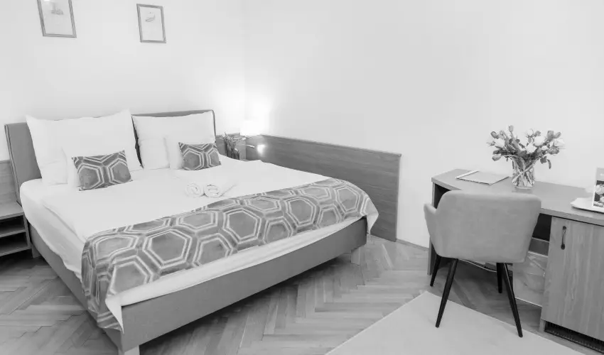 Hotel Anna Villa Balatonf�ldv�r - M�jus 1.