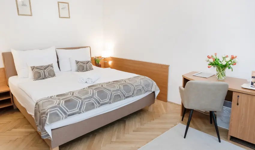 Hotel Anna Villa Balatonföldvár - Május 1.