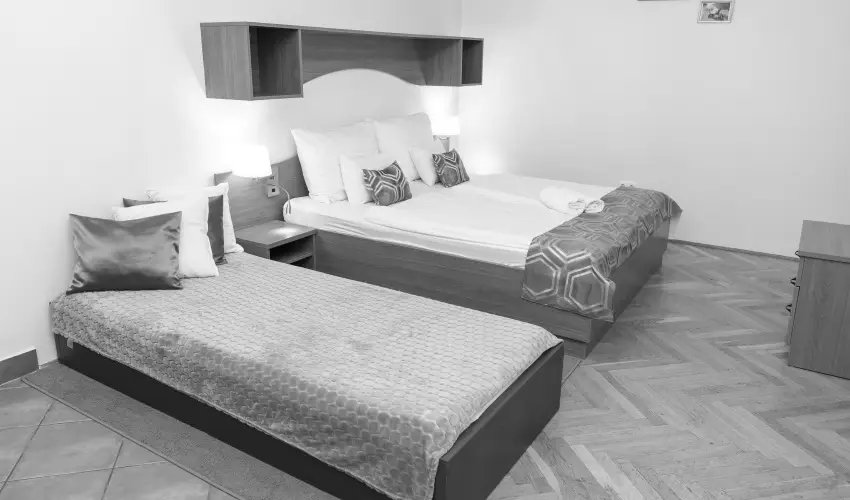 Hotel Anna Villa Balatonf�ldv�r - M�jus 1.