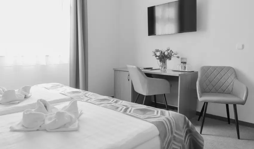 Hotel Anna Villa Balatonf�ldv�r - M�jus 1.
