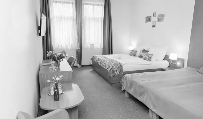 Hotel Anna Villa Balatonf�ldv�r - M�jus 1.