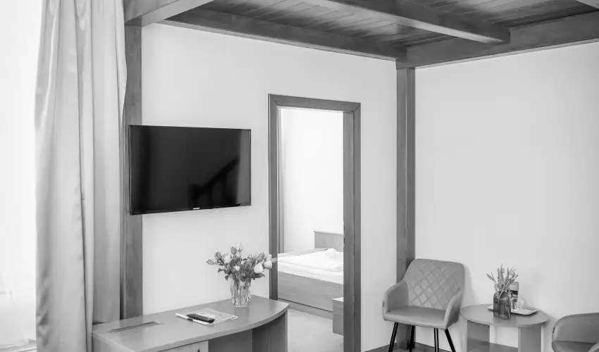 Hotel Anna Villa Balatonf�ldv�r - M�jus 1.