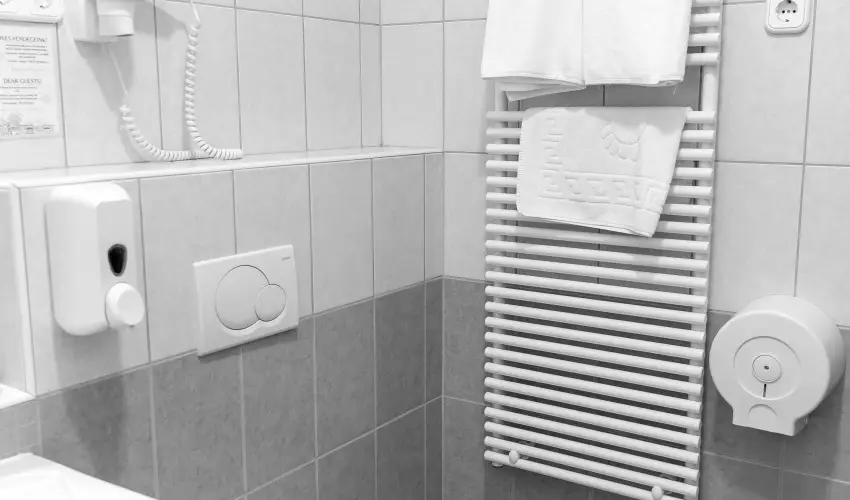Hotel Anna Villa Balatonf�ldv�r - M�jus 1.