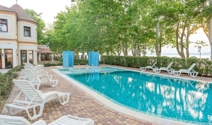 Hotel Anna Villa Balatonföldvár - Május 1.