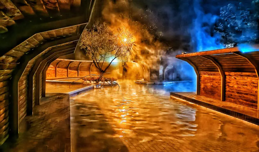 Therm�l Apartmanh�z Kom�rom - M�jus 1.