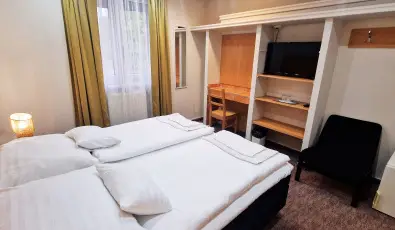 Therm�l Apartmanh�z Kom�rom