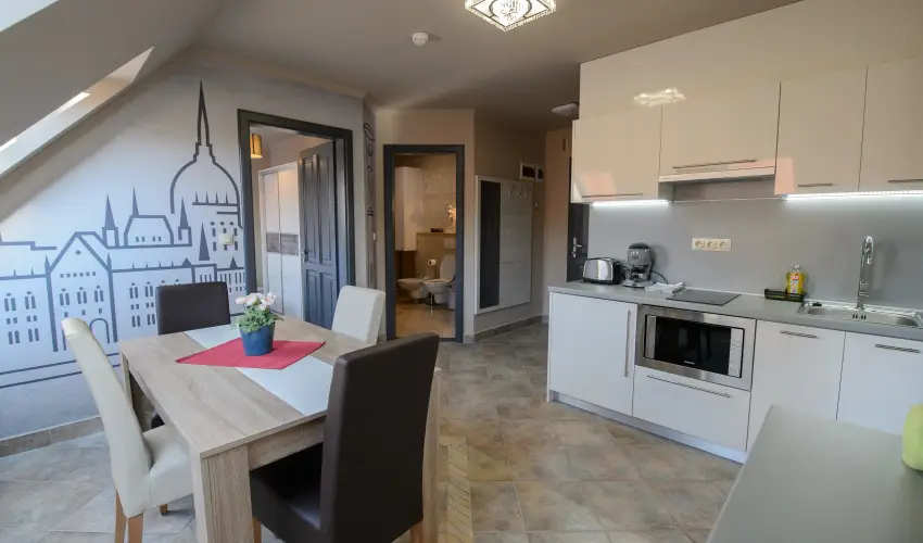 HR Apartmanház Eger - Május 1. (min. 3 éj)