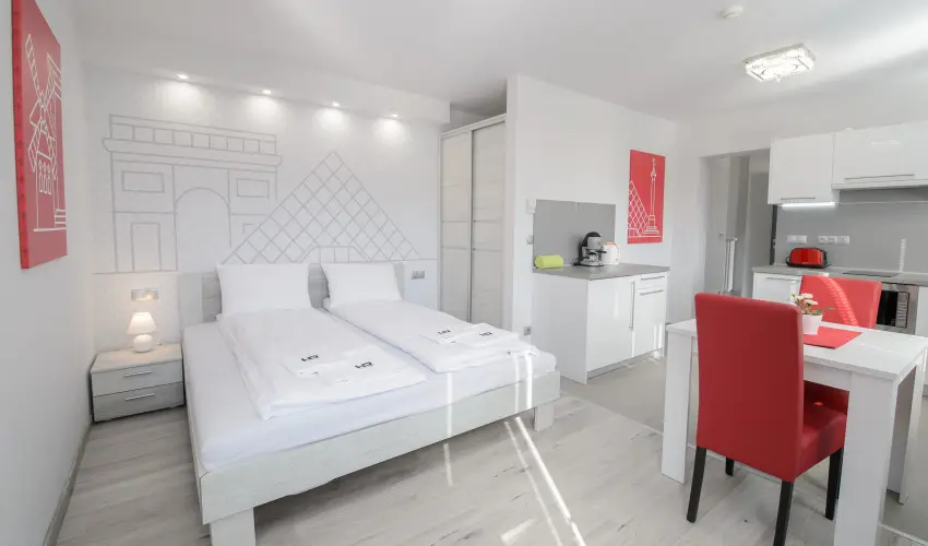HR Apartmanház Eger - Május 1. (min. 3 éj)