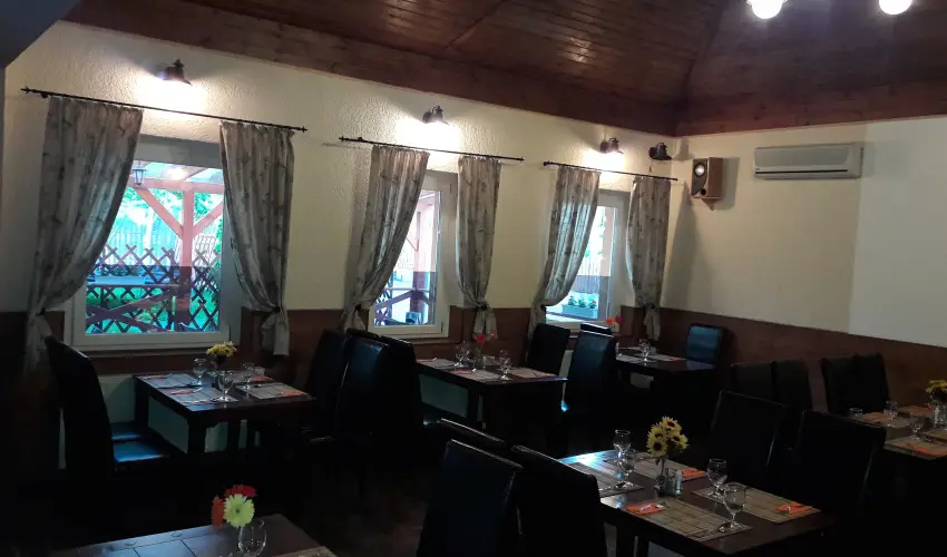 Hungria Panzi Miskolctapolca - Mjus 1.