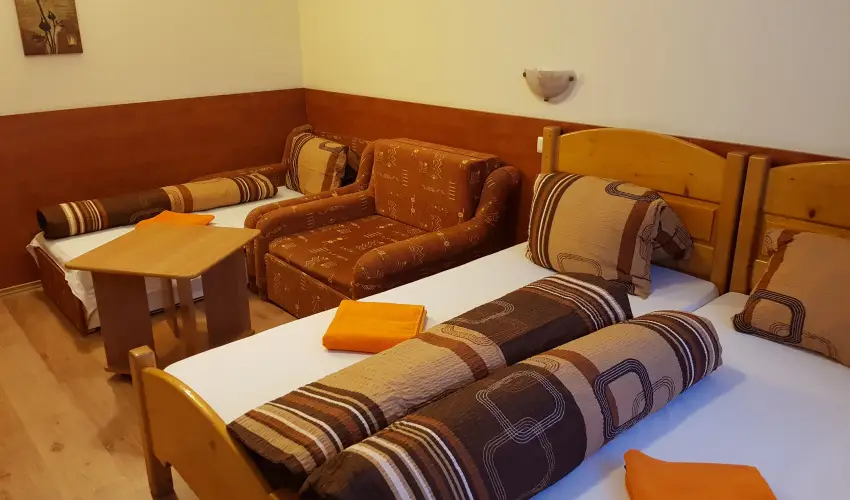 Hungria Panzi Miskolctapolca - Mjus 1.