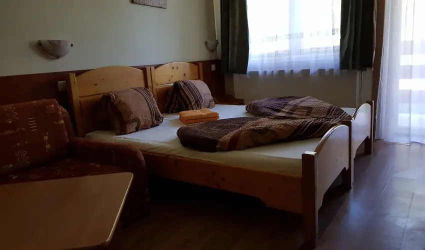 Hungria Panzi Miskolctapolca - Mjus 1.