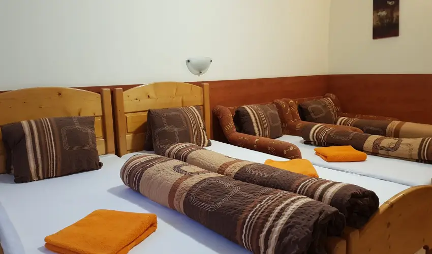 Hungria Panzi Miskolctapolca - Mjus 1.