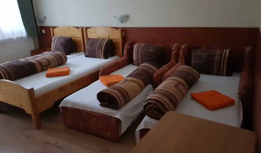 Hungria Panzi Miskolctapolca - Mjus 1.