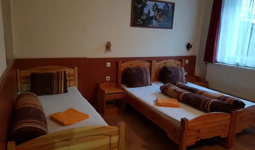 Hungria Panzi Miskolctapolca - Mjus 1.