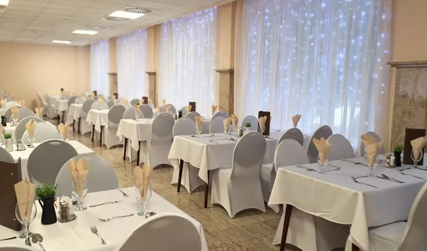 Hungarospa Thermal Hotel Hajdszoboszl - Mjus 1. (min. 2 j)