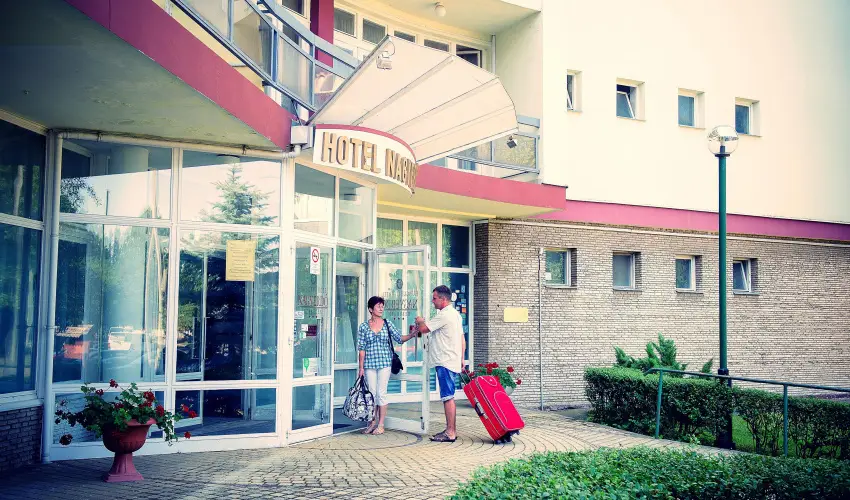 Hotel Nagyerd Debrecen - Mjus 1.