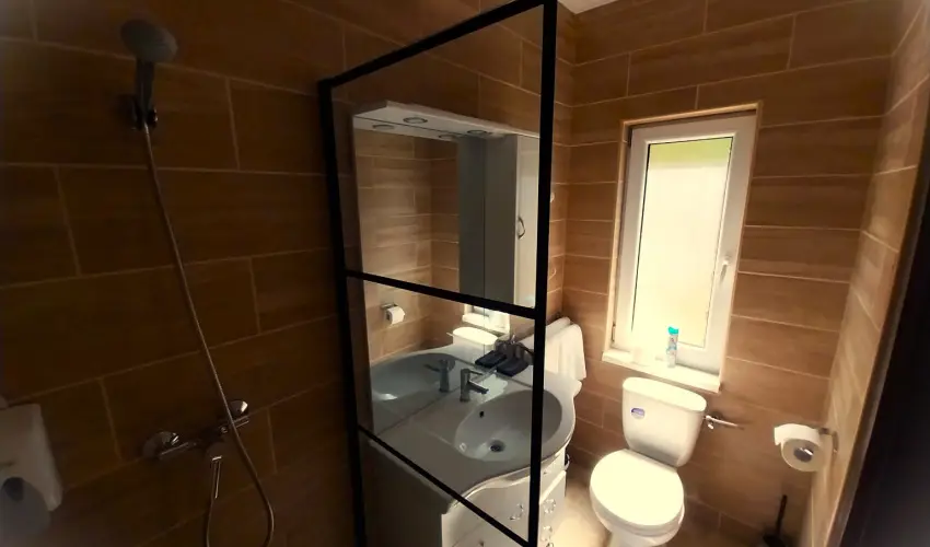 Hunor Vend�gh�z S�toralja�jhely - M�jus 1. (min. 2 �j)