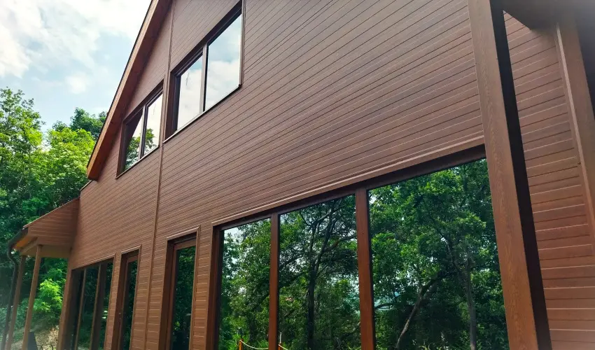 Hunor Vend�gh�z S�toralja�jhely - M�jus 1. (min. 2 �j)