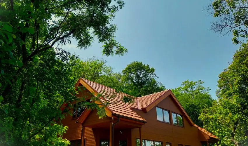 Hunor Vend�gh�z S�toralja�jhely - M�jus 1. (min. 2 �j)