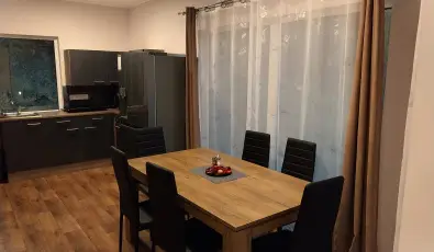 Hunor Vend�gh�z S�toralja�jhely