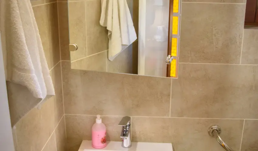 Huszár Vendégház Örvényes - Május 1.