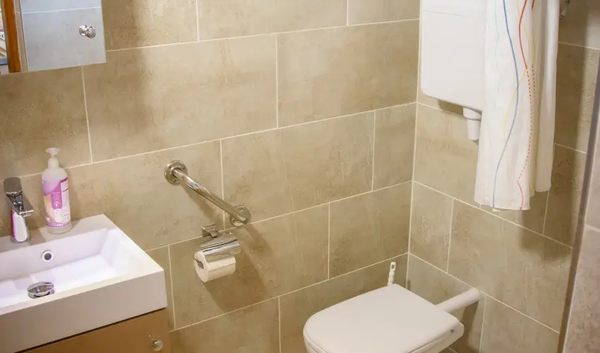 Huszár Vendégház Örvényes - Május 1.