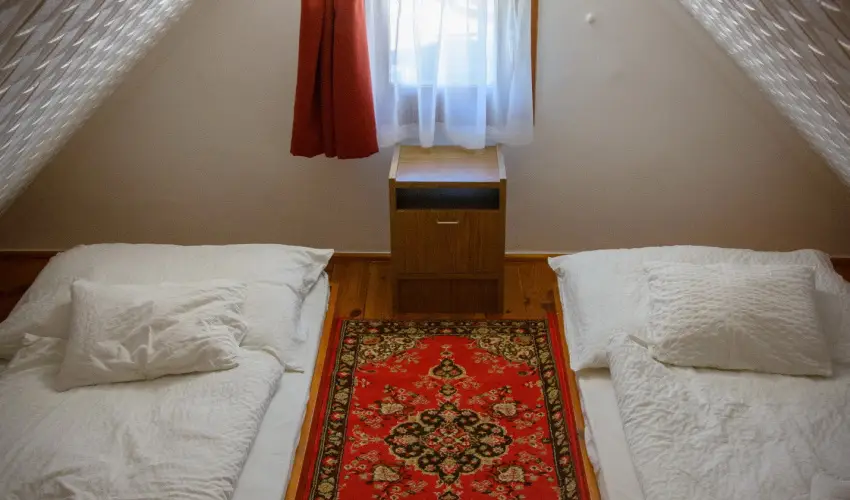 Huszár Vendégház Örvényes - Május 1.