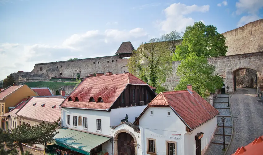 Imola Udvarhz Eger - Mjus 1. (min. 2 j)