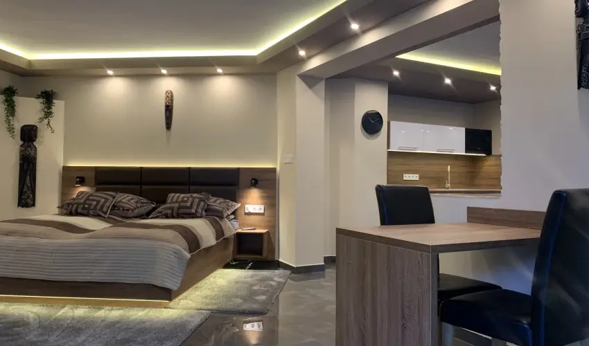 The Jakuzzi Room Miskolctapolca - M�jus 1.