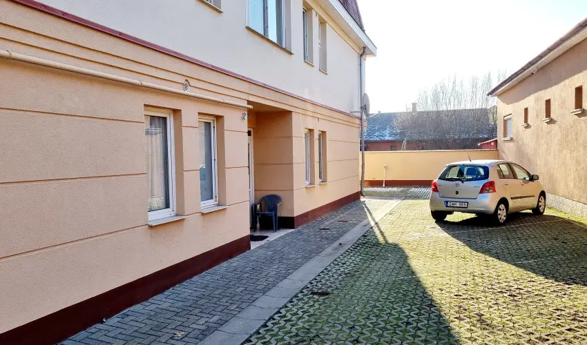 Jkai sor II. Apartman Hajdszoboszl - Mjus 1. (min. 2 j)