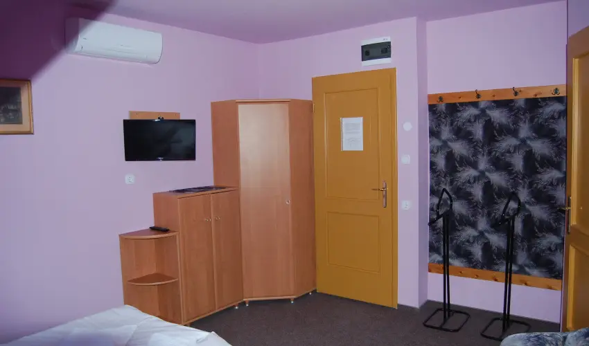 Judit Panzi Tapolca-Gyulakeszi - Mjus 1. (min. 2 j)