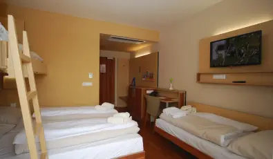 Vulkn Wellness Hotel s Kemping Celldmlk